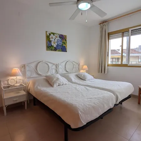 Primera Linea De Playa Urbanizacion La Dorada Appartement